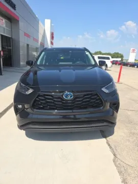 Another view of 2024 Toyota Highlander Hybrid XLE for sale in Independence, KS at Quality Motors Ford