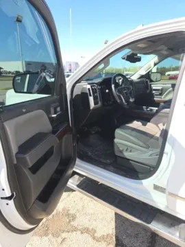 More photos of 2017 GMC Sierra 1500 SLT at Quality Motors Ford, KS