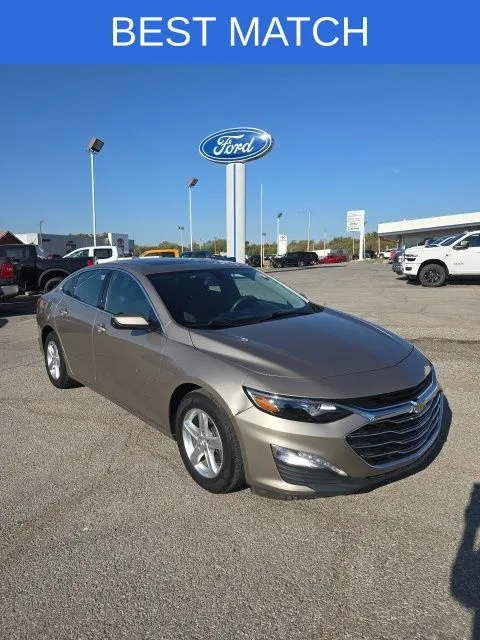 Gray 2022 Chevrolet Malibu LT for sale in Independence, KS