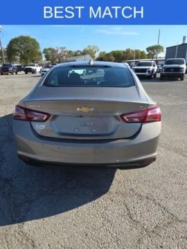 More photos of 2022 Chevrolet Malibu LT at Quality Motors Ford, KS