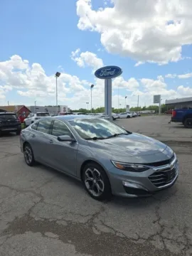 Gray 2023 Chevrolet Malibu LT for sale in Independence, KS