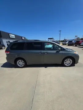 More photos of 2014 Toyota Sienna XLE at Quality Motors Ford, KS