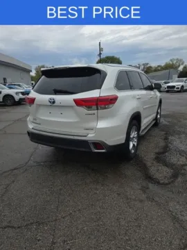 Another view of 2019 Toyota Highlander Hybrid Limited for sale in Independence, KS at Quality Motors Ford