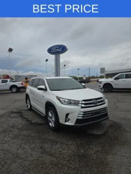 White 2019 Toyota Highlander Hybrid Limited for sale in Independence, KS