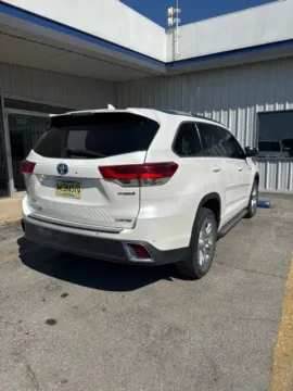 Another view of 2019 Toyota Highlander Hybrid Limited for sale in Independence, KS at Quality Motors Ford