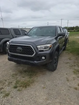 Gray 2018 Toyota Tacoma TRD Off-Road for sale in Independence, KS