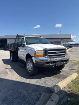 More photos of 2000 Ford F-450SD XL at Quality Motors Ford, KS