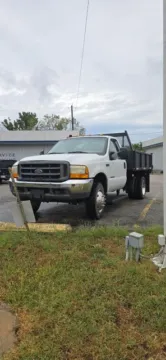 White 2000 Ford F-450SD XL for sale in Independence, KS