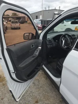 More photos of 2015 Ford Utility Police Interceptor at Quality Motors Ford, KS