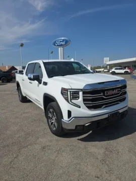 White 2026 GMC Sierra 1500 SLT for sale in Independence, KS