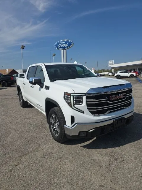 White 2026 GMC Sierra 1500 SLT for sale in Independence, KS