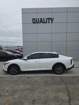 White 2025 Kia K4 LXS for sale in Independence, KS
