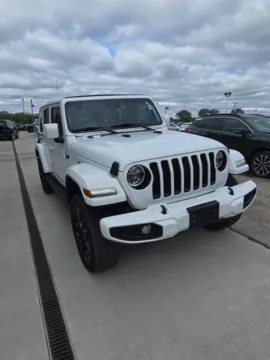 More photos of 2022 Jeep Wrangler Unlimited Sahara High Altitude at Quality Motors Ford, KS