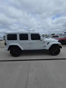More photos of 2022 Jeep Wrangler Unlimited Sahara High Altitude at Quality Motors Ford, KS