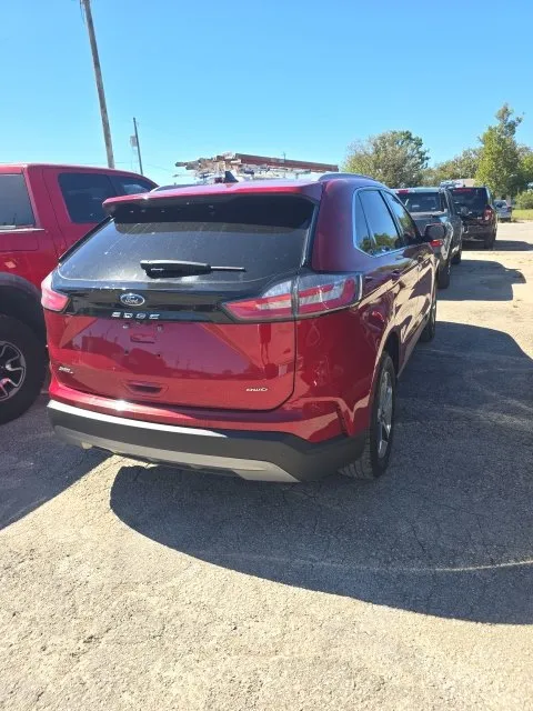 2022 Ford Edge