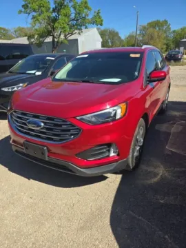 Photos of 2022 Ford Edge SEL for sale in Independence, KS at Quality Motors Ford