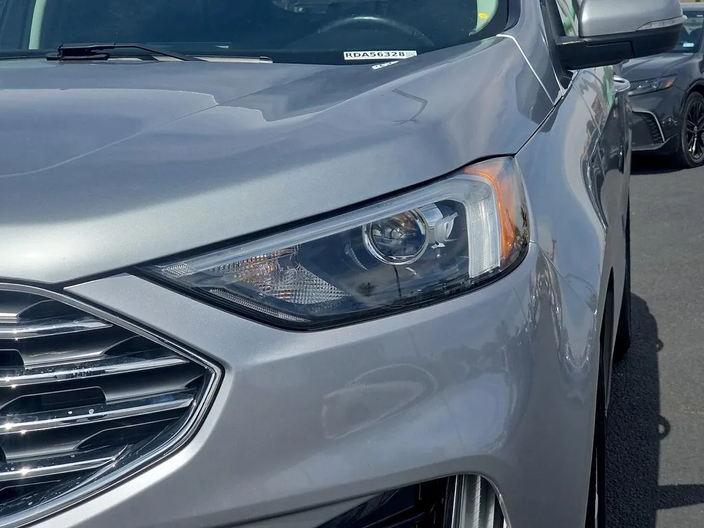 2023 Ford Edge Titanium - Photo 8