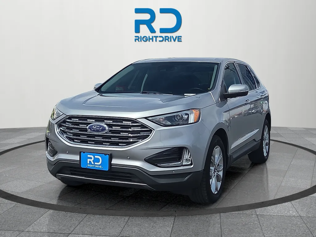 2023 Ford Edge Titanium - Photo 6