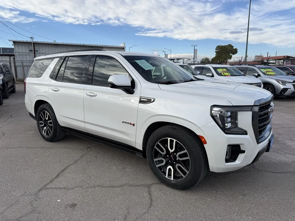 2023 GMC Yukon AT4's photo