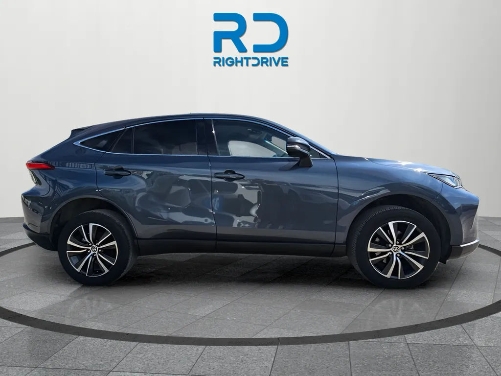 2024 Toyota Venza LE - Photo 8