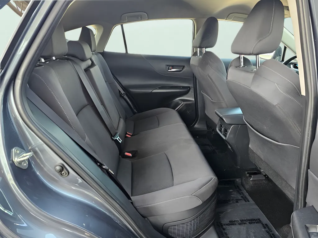 2024 Toyota Venza LE - Photo 21