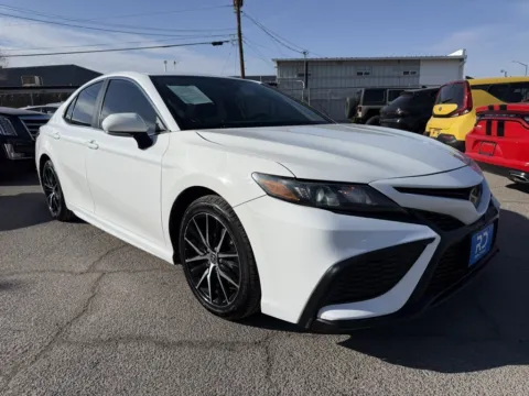 White 2023 Toyota Camry SE for sale in El Paso, TX