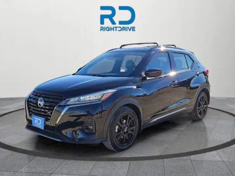 Black 2023 Nissan Kicks SR for sale in El Paso, TX