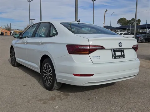 More photos of 2019 Volkswagen Jetta 1.4T SE at RightDrive - 6930 Alameda, TX