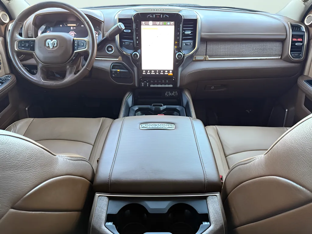 2023 RAM Ram 3500 Pickup Longhorn - Photo 19