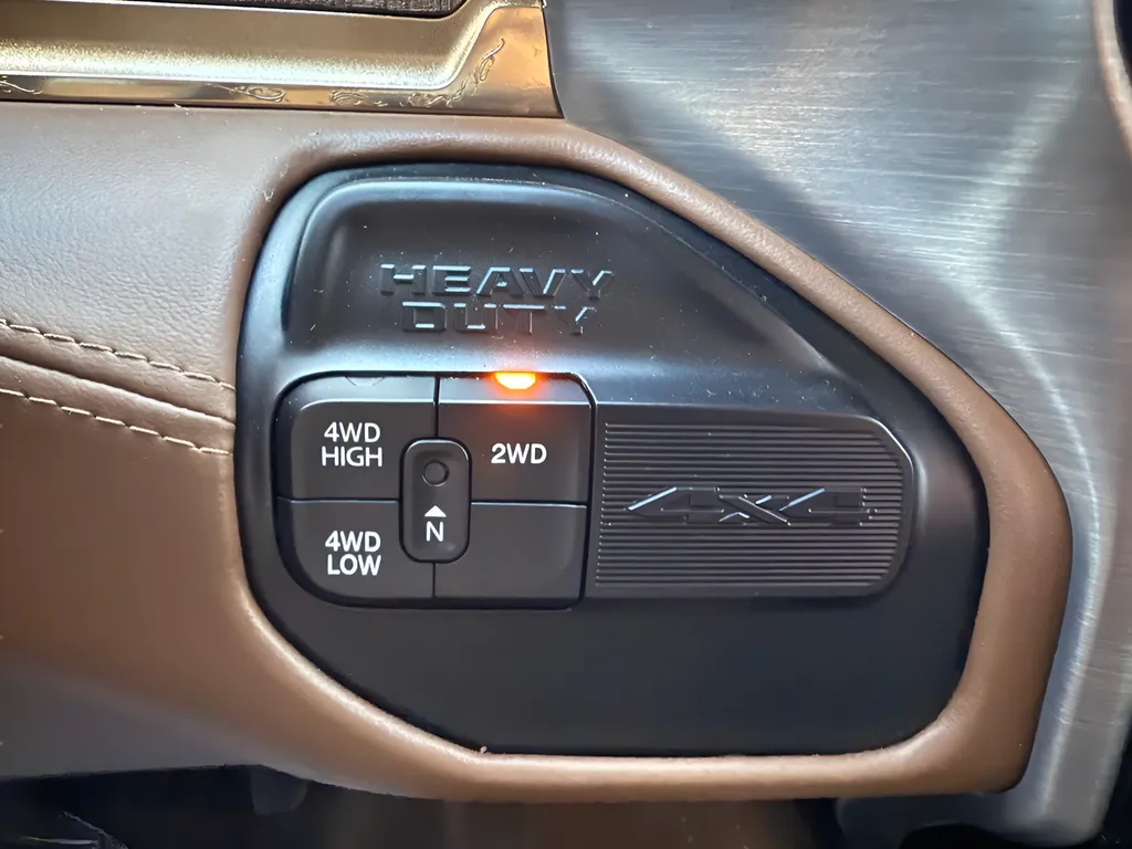2023 RAM Ram 3500 Pickup Longhorn - Photo 20