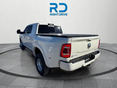 More photos of 2023 Ram 3500 Laramie Longhorn at RightDrive - 6930 Alameda, TX