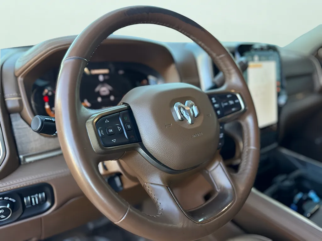 2023 RAM Ram 3500 Pickup Longhorn - Photo 12
