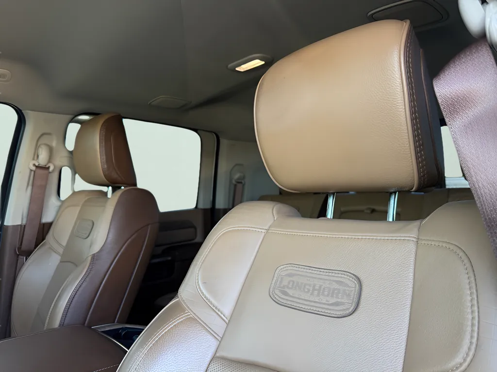 2023 RAM Ram 3500 Pickup Longhorn - Photo 11