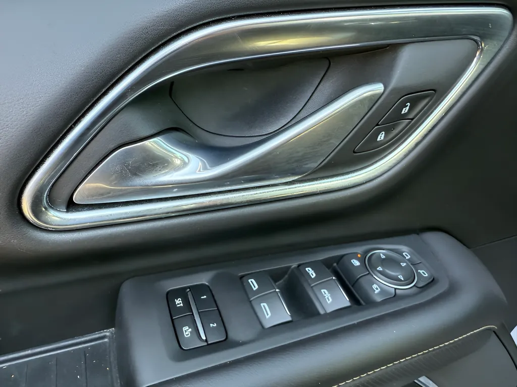2024 Chevrolet Tahoe Premier - Photo 10