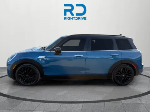 More photos of 2022 MINI Cooper S Clubman Signature at RightDrive - 6930 Alameda, TX