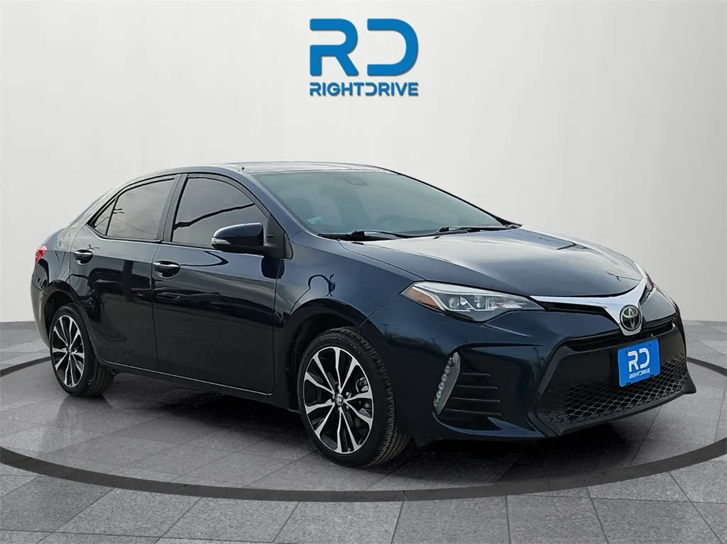 Red 2019 Toyota Corolla SE for sale in El Paso, TX