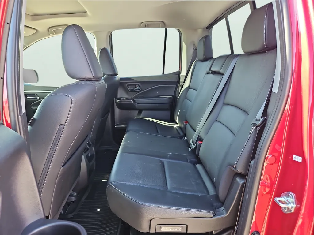 2021 Honda Ridgeline RTL - Photo 12