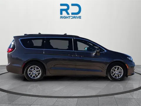 Photos of 2022 Chrysler Pacifica Touring for sale in El Paso, TX at RightDrive - 6930 Alameda