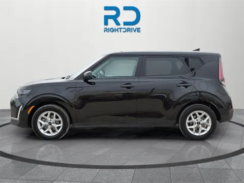 More photos of 2024 Kia Soul LX at RightDrive - 6930 Alameda, TX