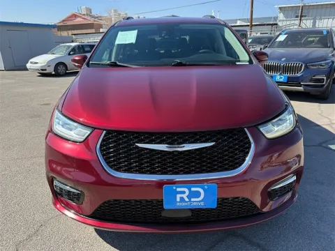 Photos of 2022 Chrysler Pacifica Touring L for sale in El Paso, TX at RightDrive - 6930 Alameda