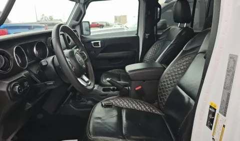 More photos of 2023 Jeep Gladiator High Altitude at RightDrive - 6930 Alameda, TX