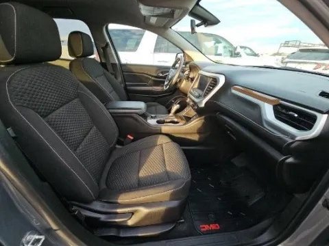 More photos of 2019 GMC Acadia SLE-2 at RightDrive - 6930 Alameda, TX