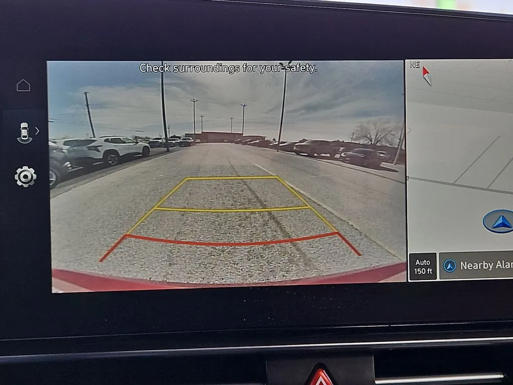 2025 Hyundai Elantra SEL - Photo 23