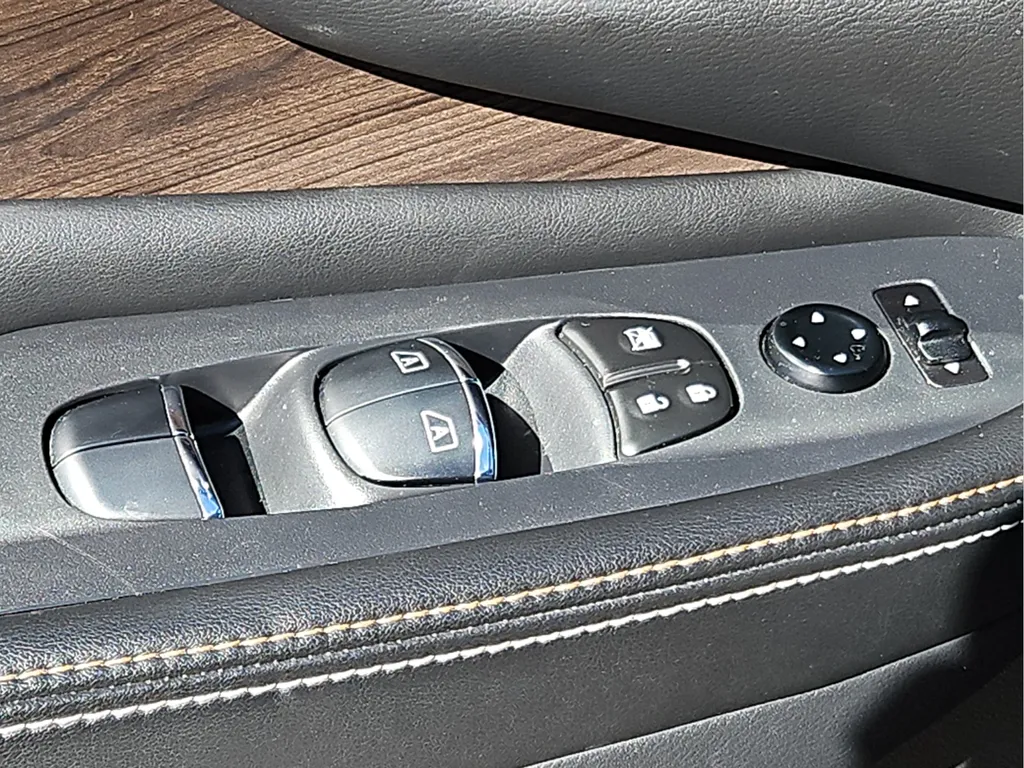 2024 Nissan Murano Platinum - Photo 17