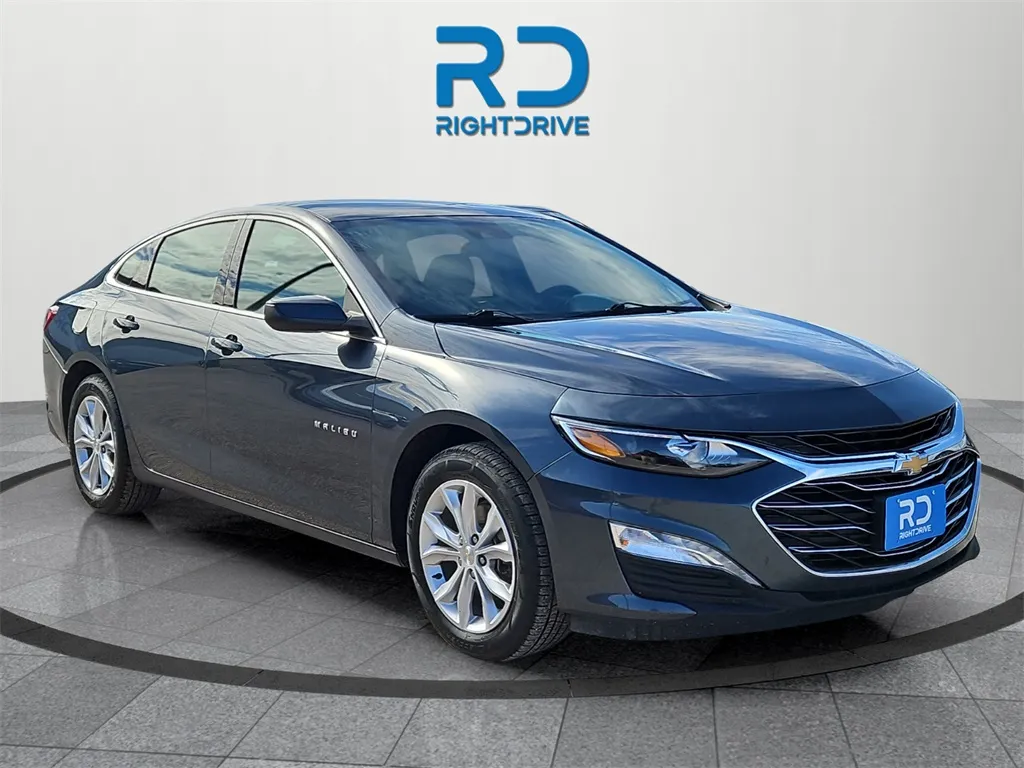 Gray 2020 Chevrolet Malibu LT for sale in El Paso, TX
