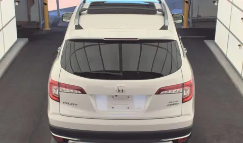 More photos of 2020 Honda Pilot Elite at RightDrive - 6930 Alameda, TX