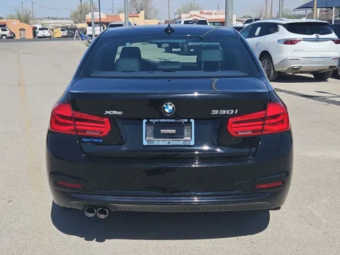 More photos of 2018 BMW 3 Series 330i xDrive at RightDrive - 6930 Alameda, TX