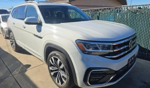 Another view of 2022 Volkswagen Atlas 3.6L V6 SEL Premium R-Line for sale in El Paso, TX at RightDrive - 6930 Alameda