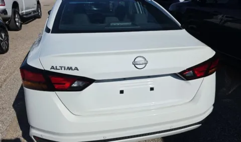 More photos of 2025 Nissan Altima 2.5 SV at RightDrive - 6930 Alameda, TX