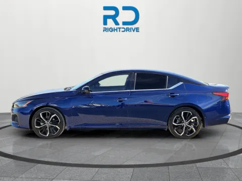 More photos of 2024 Nissan Altima 2.5 SR at RightDrive - 6930 Alameda, TX